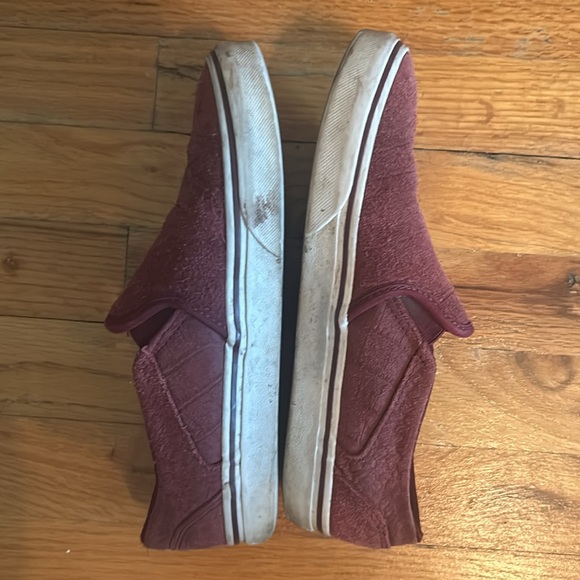Maroon suede slip on vans - Picture 2 of 5